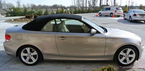 2009 BMW 128i Convertible - No Reserve - Very Low Miles!!, image 6