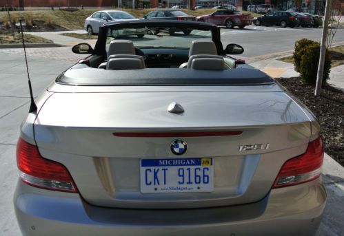 2009 BMW 128i Convertible - No Reserve - Very Low Miles!!, image 8