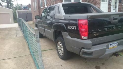 2002 chevrolet avalanche 1500 z71 crew cab pickup 4-door 5.3l