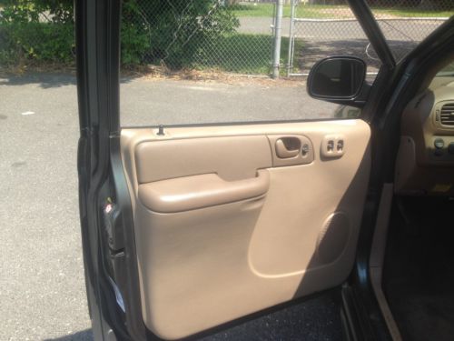 VAN  WHEELCHAIR HANDICAP DODGE GRAND CARAVAN 2003 SIDE ENTRY BRAUN POWER RAMP, US $9,999.00, image 6