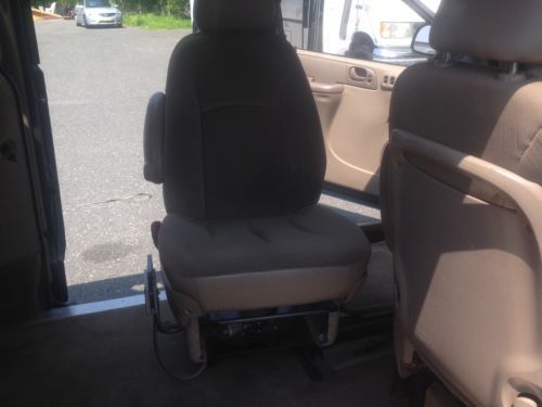 VAN  WHEELCHAIR HANDICAP DODGE GRAND CARAVAN 2003 SIDE ENTRY BRAUN POWER RAMP, US $9,999.00, image 20