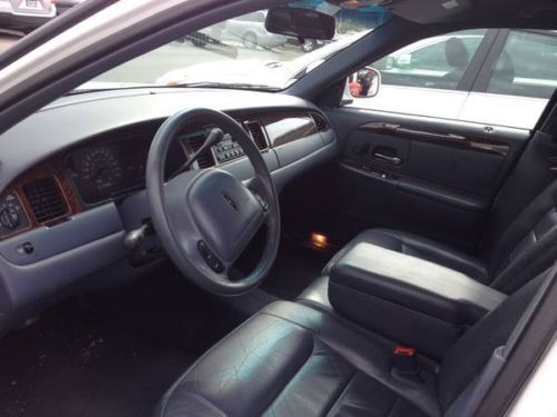 99 Lincoln Town Car - LEATHER seats! Super Clean!, US $3,300.00, image 4