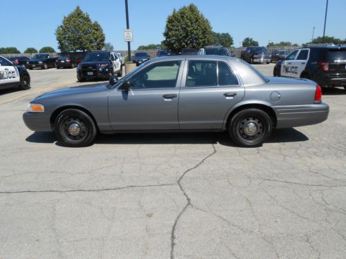 2010 Ford Crown Victoria Police Interceptor POLICE AUCTION - NO RESERVE, image 7