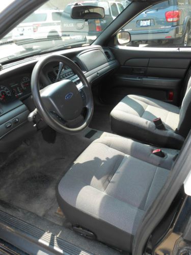 2010 Ford Crown Victoria Police Interceptor POLICE AUCTION - NO RESERVE, image 11