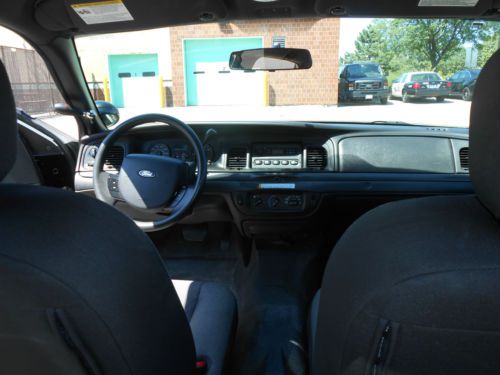 2010 Ford Crown Victoria Police Interceptor POLICE AUCTION - NO RESERVE, image 16