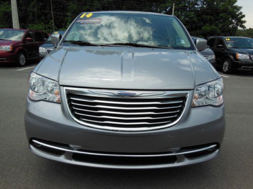 2014 Chrysler Town & Country Touring, US $25,986.00, image 11