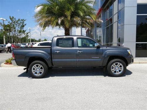2014 toyota tacoma base