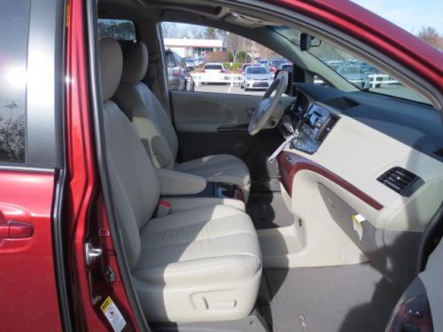 2014 toyota sienna xle