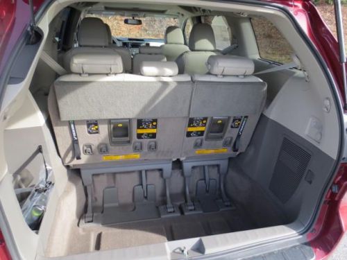 2014 Toyota Sienna XLE, US $30,429.00, image 7