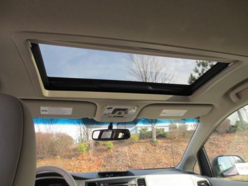 2014 Toyota Sienna XLE, US $30,429.00, image 11