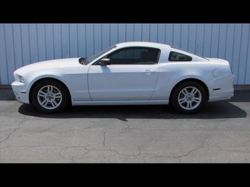 2014 ford mustang v6