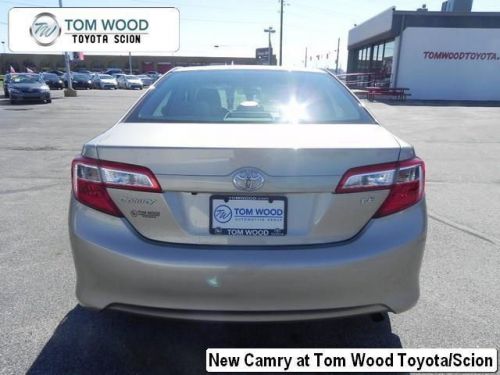 2014 toyota camry le