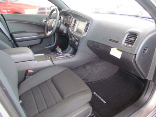 2014 dodge charger sxt