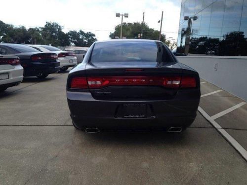 2014 dodge charger se