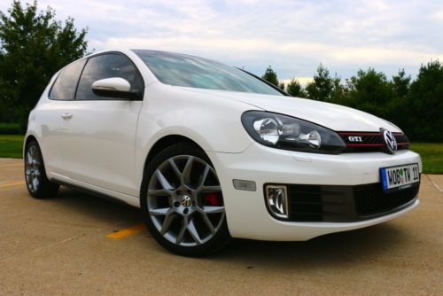 2013 volkswagen gti hatchback 2-door 2.0l