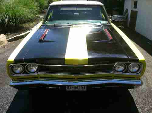 RARE BEAUTY *1968 PLYMOUTH GTX CONVERTIBLE, US $34,000.00, image 2