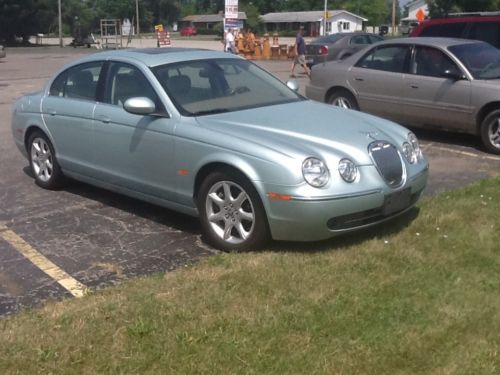 2005 jaguar s-type sedan 4-door 4.2l