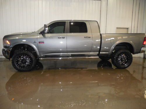 2012 dodge ram 2500 mega cab laramie cummins nav moonroof backup camer - $51900