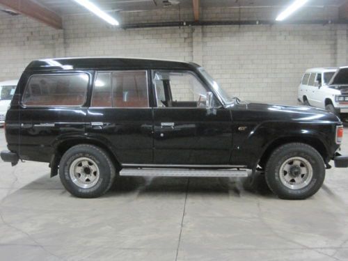 1986 Toyota Land Cruiser GX base 6 cyl diesel 5 speed manual Black/Tan Sunroof, image 5