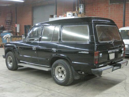 1986 Toyota Land Cruiser GX base 6 cyl diesel 5 speed manual Black/Tan Sunroof, image 6