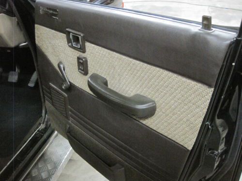 1986 Toyota Land Cruiser GX base 6 cyl diesel 5 speed manual Black/Tan Sunroof, image 15