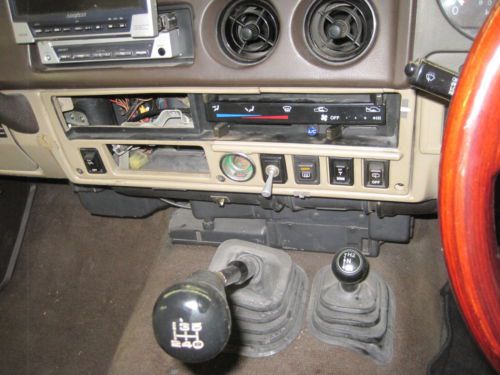 1986 Toyota Land Cruiser GX base 6 cyl diesel 5 speed manual Black/Tan Sunroof, image 18