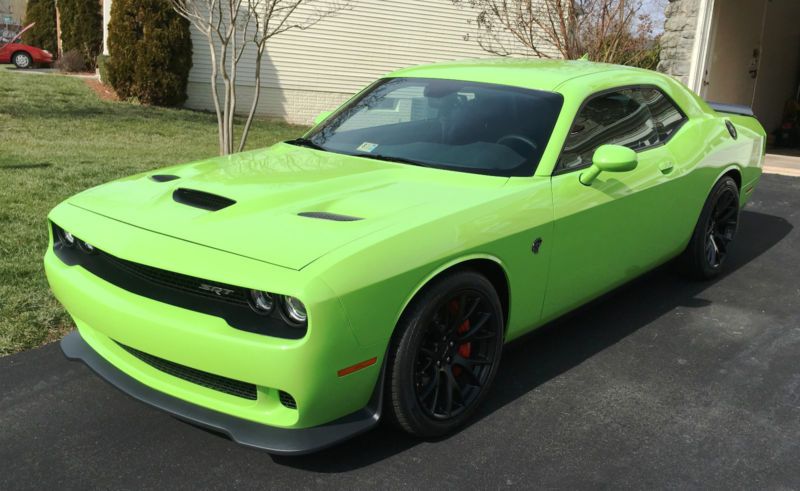 2015 dodge challenger srt hellcat