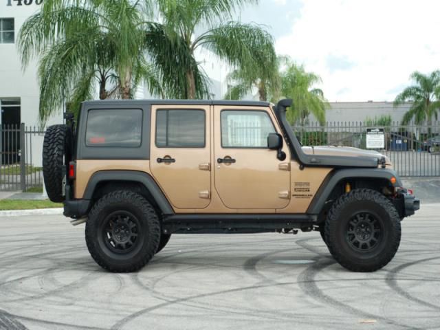 Jeep: wrangler unlimited sport utility 4-door