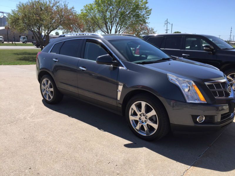 2010 cadillac srx