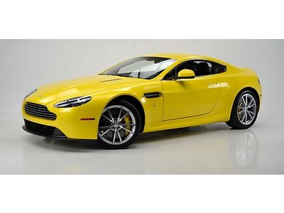 2012 aston martin v8 vantage coupe sportshift ii sunburst yellow obsidian black!