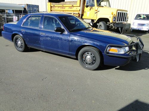 2008 ford crown victoria police interceptor - retired police vehicle