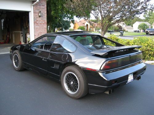 1988 pontiac fiero gt coupe 2-door 2.8l