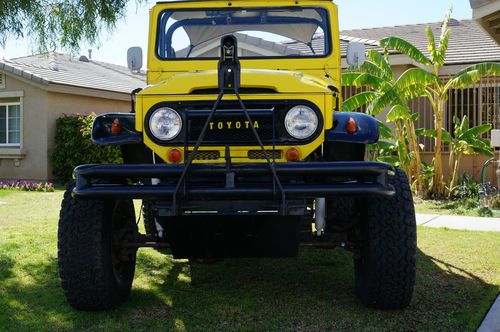 Classic 1964 toyota land cruiser fj40