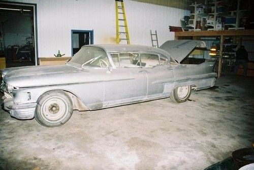 Cadillac fleetwood 60s