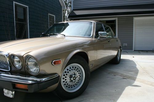 Restored series 3 jaguar xj with 5 speed manual transmission. mint!!