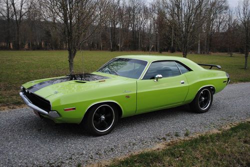 1970 dodge challenger r/t 440 six pack 4 speed recreation