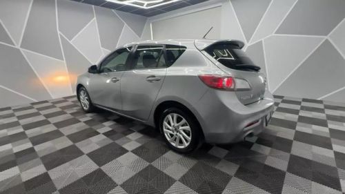 2013 mazda mazda3 i touring hatchback 4d