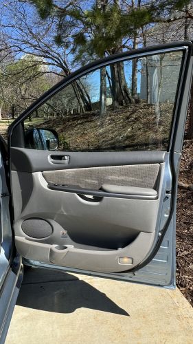 2010 Toyota Sienna LE, US $21,900.00, image 2