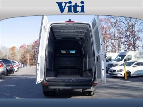 2024 mercedes-benz sprinter 4500