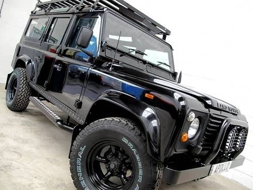 Land rover defender 110 - fully overhauled - v8 engine - stunning - leather