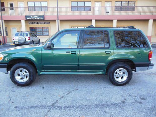 2001 ford explorer xlt 4-door