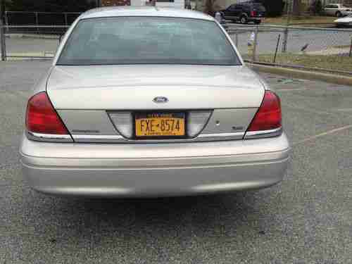 2008 Ford Crown Victoria Police Interceptor, image 4