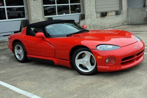 5k original miles, 6spd, grey interior, removable soft-top, side exhaust