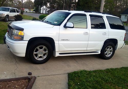 2002 gmc yukon denali sport utility 4-door 6.0l