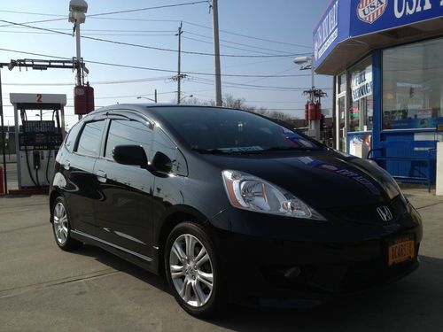 2009 honda fit sport hatchback 4-door 1.5l