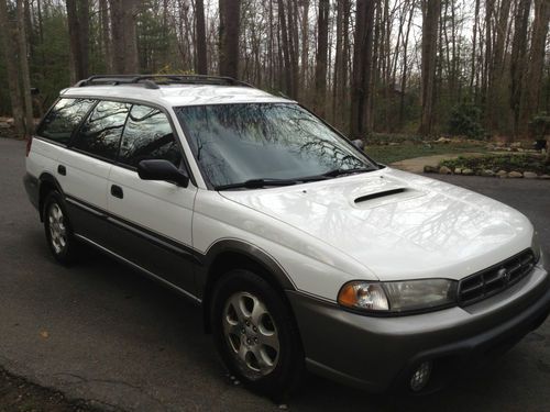 1999 subaru legacy outback wagon 4-door 2.5l