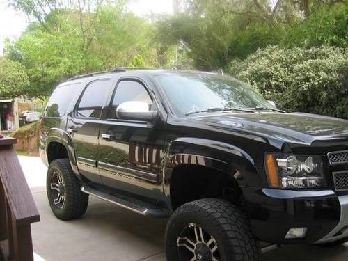 2007 chevrolet tahoe lt suv 5.3l z-71*lifted coil over* custom stereo!! extras!!
