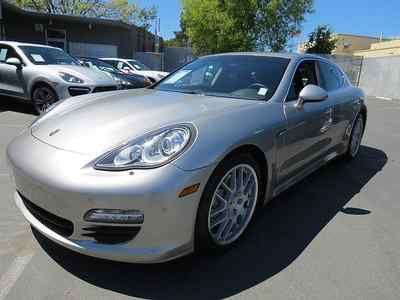 2010 porsche panamera s