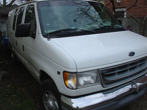 1998 e 250 ford van work truck tool storage shelves furnace plumbers truck runs