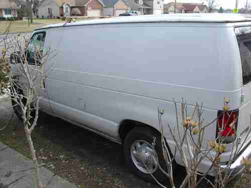 1998 E 250 Ford Van Work Truck Tool Storage Shelves Furnace Plumbers Truck Runs, image 9